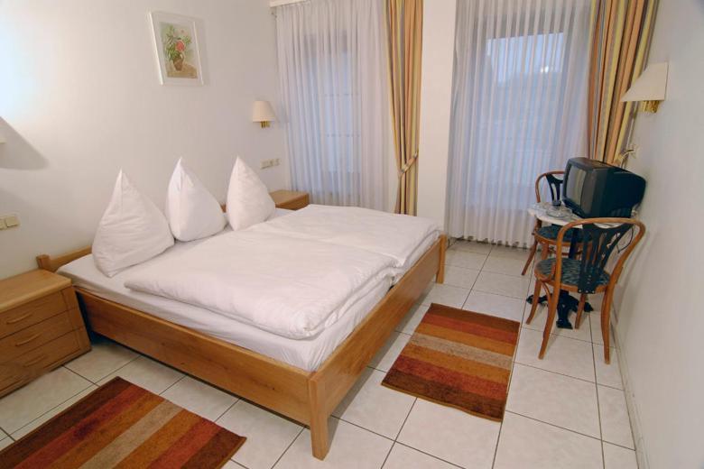 Zewener Hof - Garni Hotel Trier Room photo