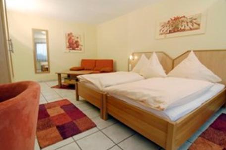 Zewener Hof - Garni Hotel Trier Room photo